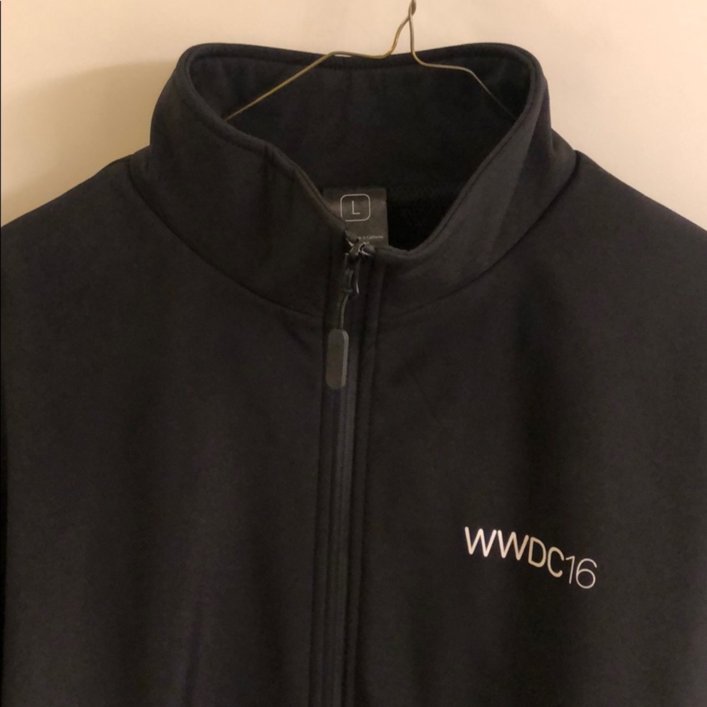 Apple WWDC jacket 2016, size L